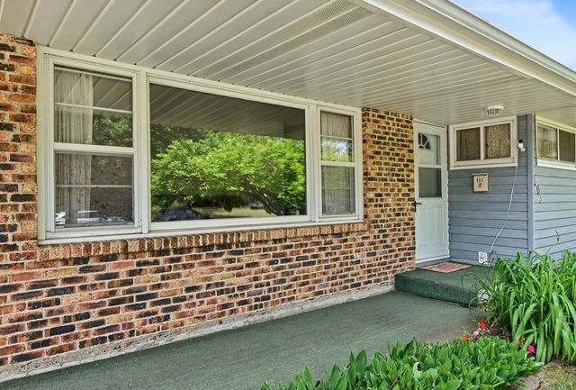 803 W Washington AVENUE, Waukesha, WI 53188
