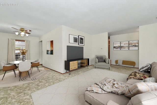 803 W Washington AVENUE, Waukesha, WI 53188