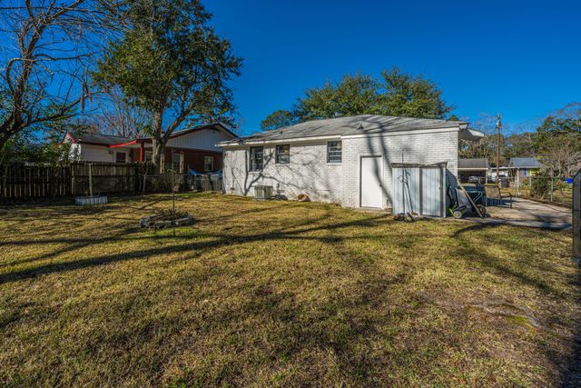 1601 Greenbay Drive, North Charleston, SC 29406