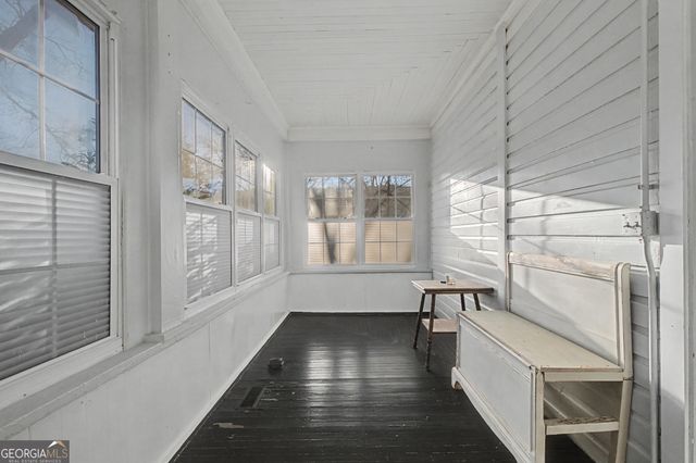 17 N Terrace Avenue SE, Lindale, GA 30147