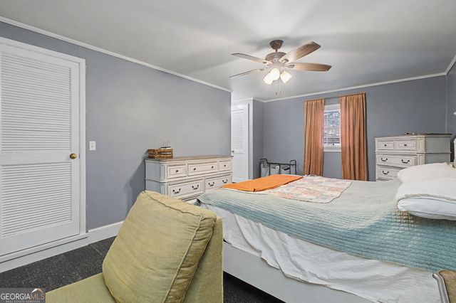 17 N Terrace Avenue SE, Lindale, GA 30147