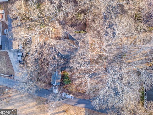 17 N Terrace Avenue SE, Lindale, GA 30147