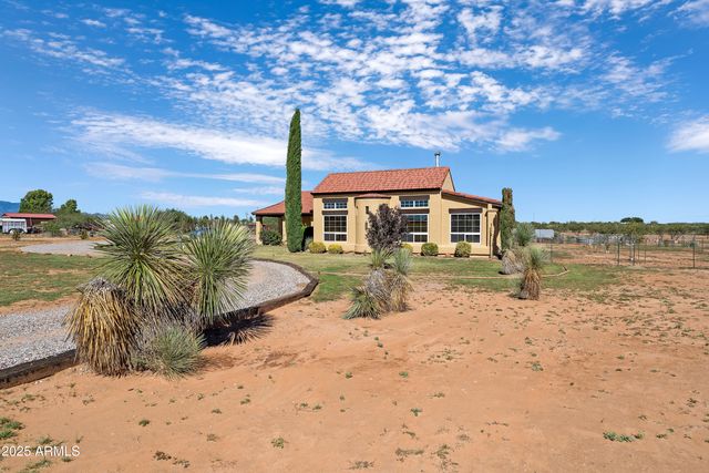 10379 E BLUE SKY Vista, Hereford, AZ 85615