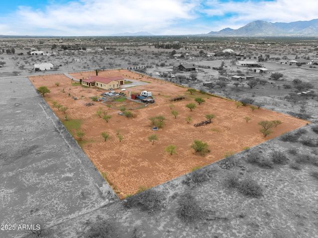 10379 E BLUE SKY Vista, Hereford, AZ 85615