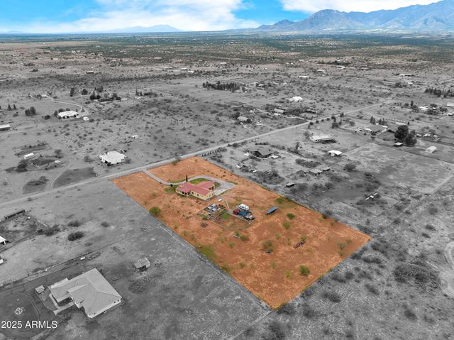 10379 E BLUE SKY Vista, Hereford, AZ 85615