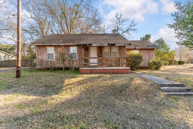 304 Main St, Ashford, AL 36312