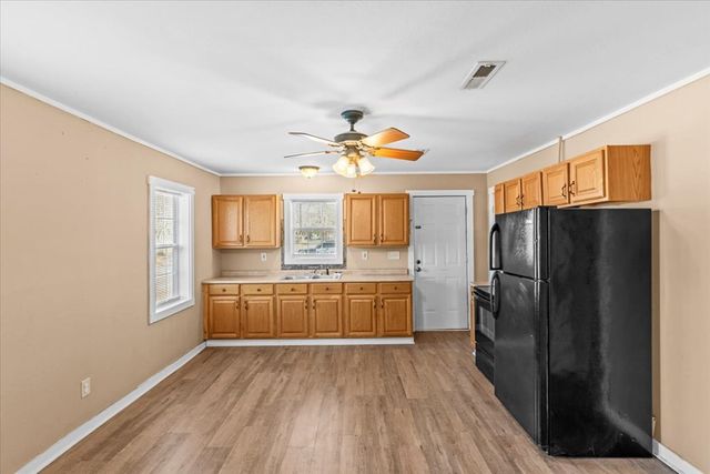 304 Main St, Ashford, AL 36312