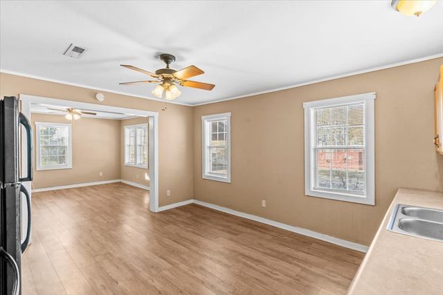 304 Main St, Ashford, AL 36312