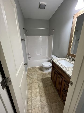 252 Lee Lane, Seneca, SC 29678