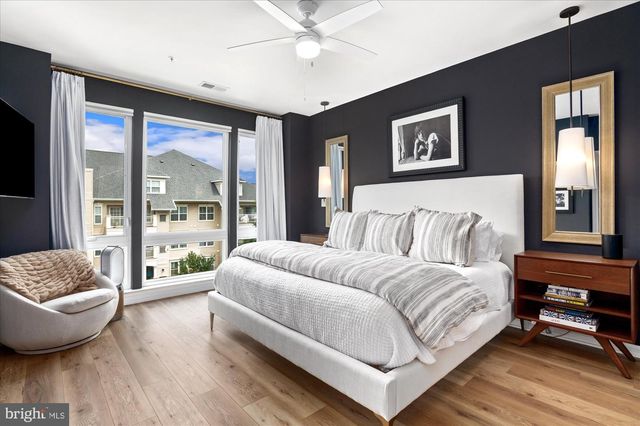 128 CAMBRIA WALK, Alexandria, VA 22304