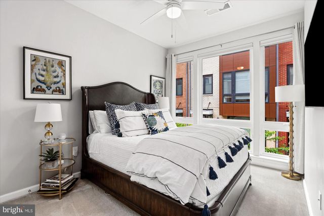128 CAMBRIA WALK, Alexandria, VA 22304
