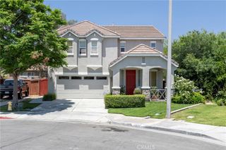 3819 Saint Austell, Perris, CA 92571