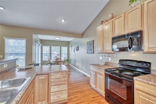 1082 Railway Crossing, Webster, NY 14580