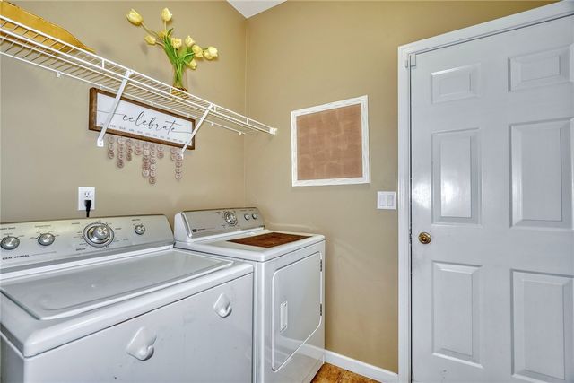 1082 Railway Crossing, Webster, NY 14580