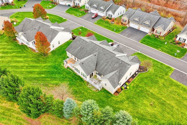 1082 Railway Crossing, Webster, NY 14580