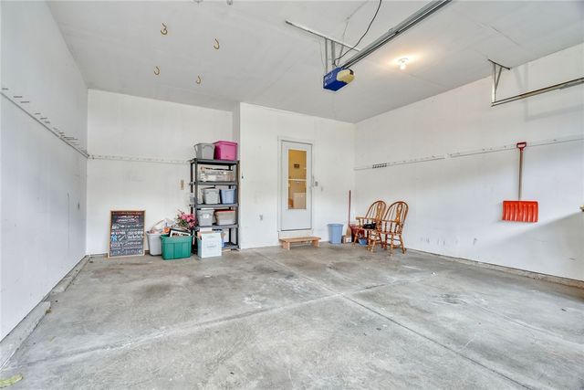 1082 Railway Crossing, Webster, NY 14580