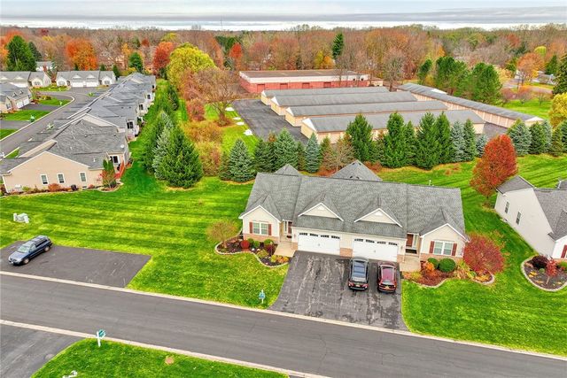 1082 Railway Crossing, Webster, NY 14580