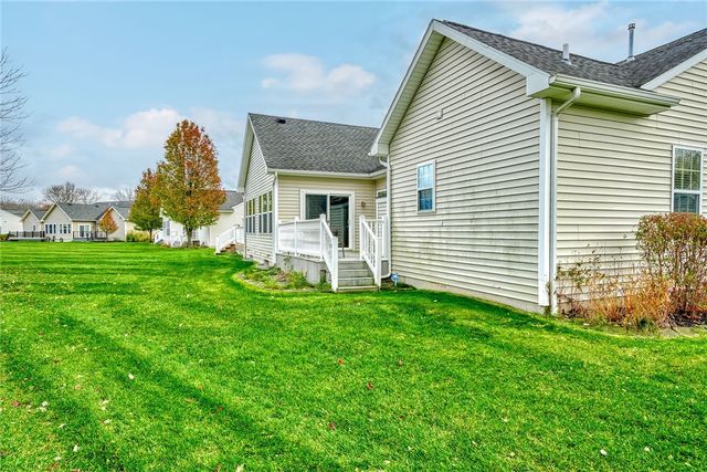 1082 Railway Crossing, Webster, NY 14580