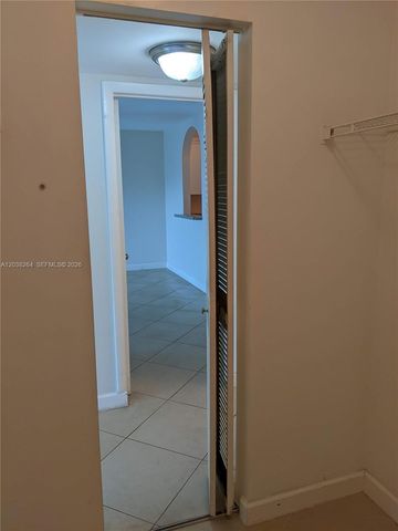 711 N Pine Island Road 314, Plantation, FL 33324