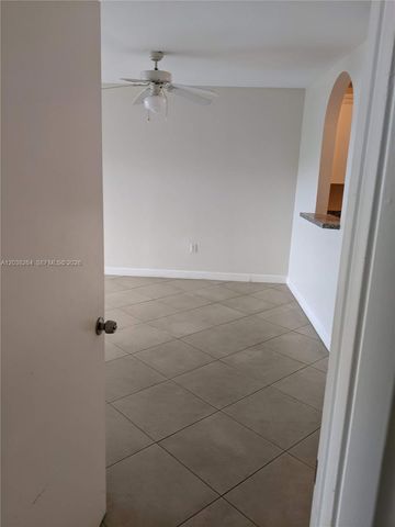 711 N Pine Island Road 314, Plantation, FL 33324