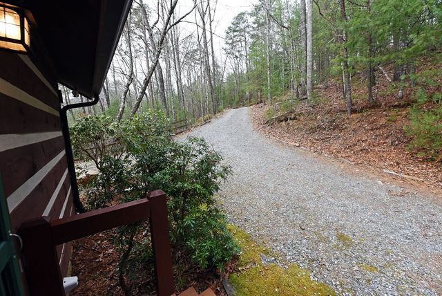 206 Misty Hollow, Blue Ridge, GA 30513