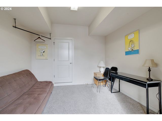 3412 Sw Moss St, Portland, OR 97219