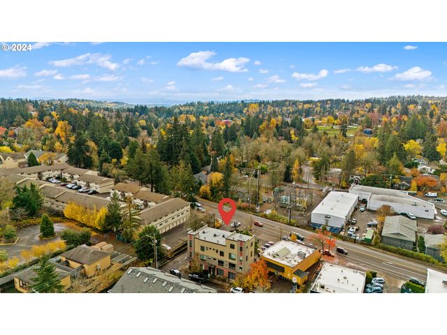 3412 Sw Moss St, Portland, OR 97219