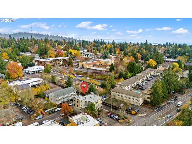 3412 Sw Moss St, Portland, OR 97219