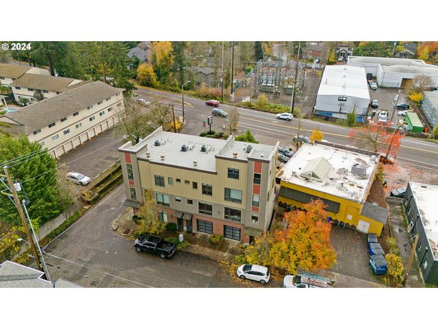 3412 Sw Moss St, Portland, OR 97219