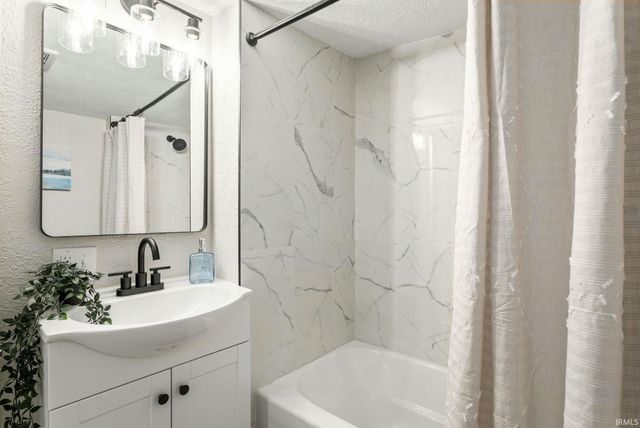 613 S 36th Street, South Bend, IN 46615