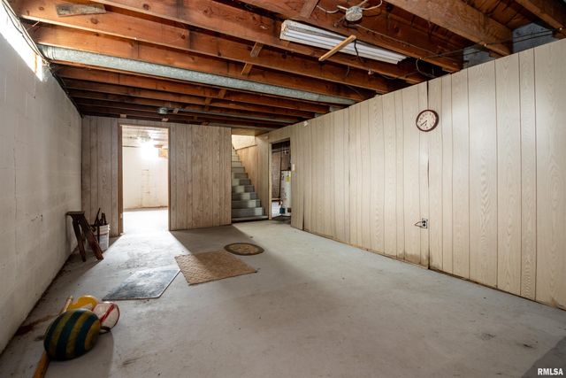 5024 E LAWRENCE Avenue, Chillicothe, IL 61523