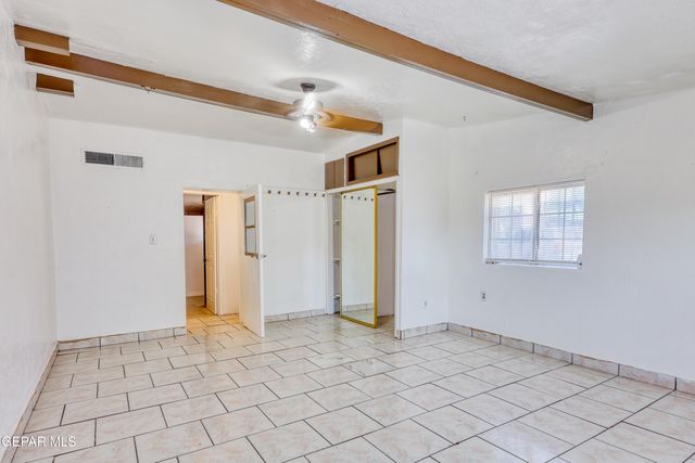 209 EASY Way, El Paso, TX 79932