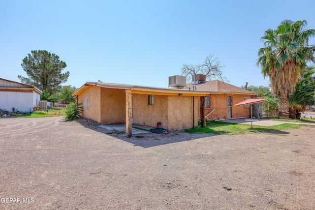 209 EASY Way, El Paso, TX 79932