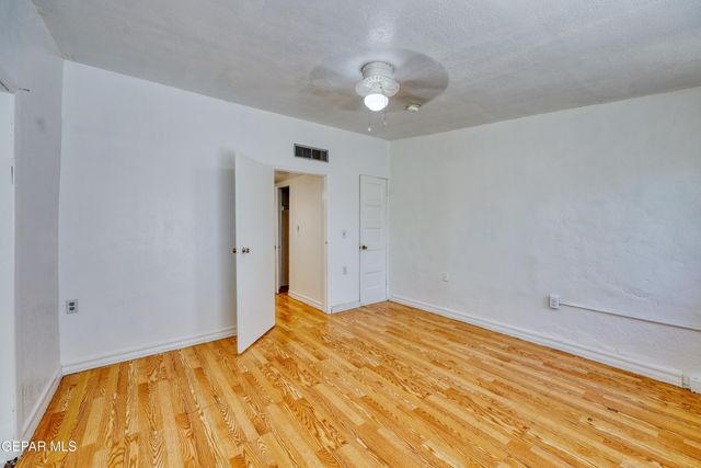 209 EASY Way, El Paso, TX 79932