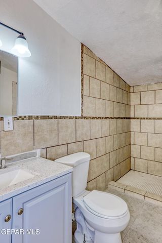 209 EASY Way, El Paso, TX 79932