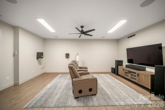 154 Wandering Oaks Way, Asheville, NC 28805