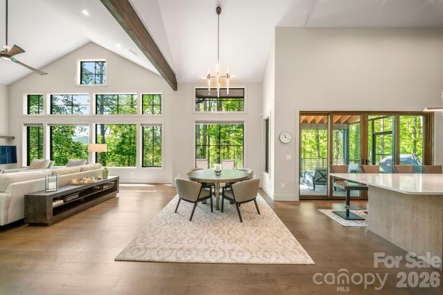 154 Wandering Oaks Way, Asheville, NC 28805