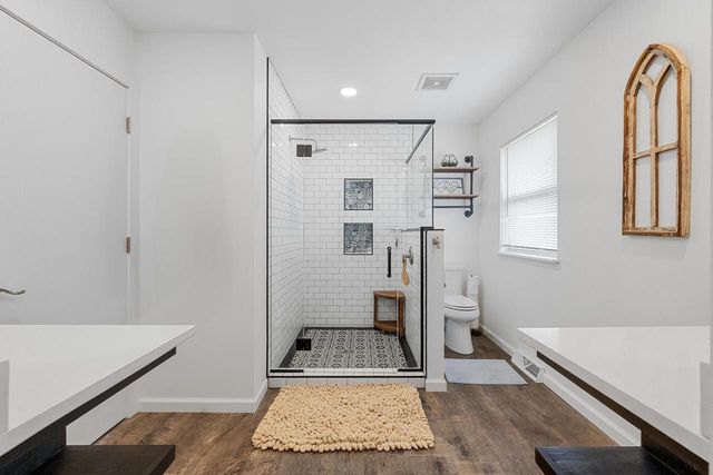 N7848 Maple Ridge ROAD, Oconomowoc, WI 53066