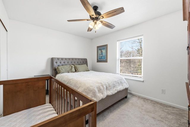 N7848 Maple Ridge ROAD, Oconomowoc, WI 53066