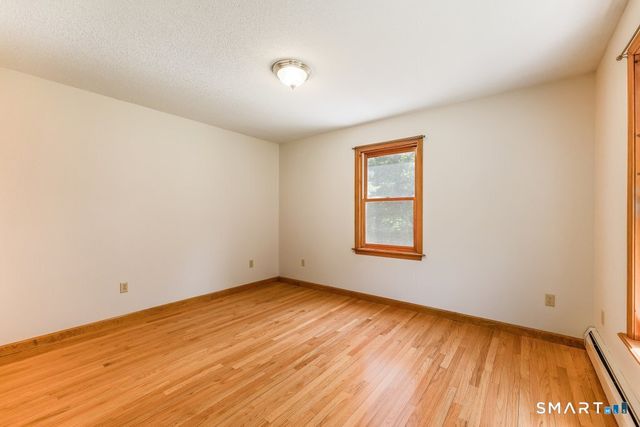 108 Fabyan Woodstock Road, Thompson, CT 06255