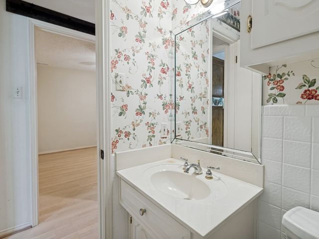 9240 Locarno Drive, Dallas, TX 75243