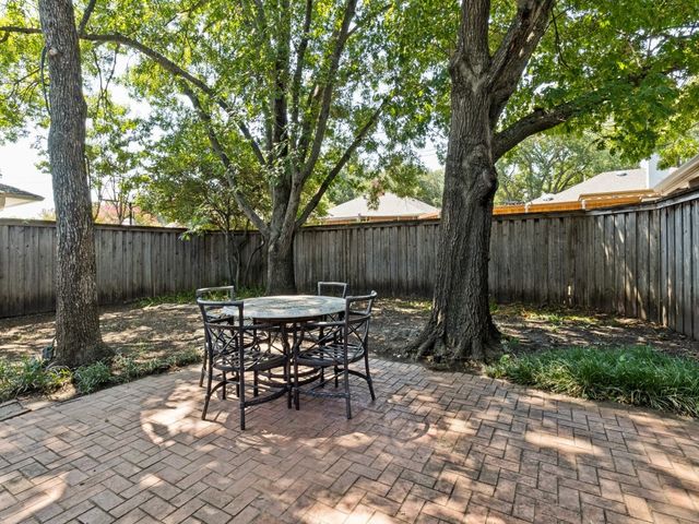 9240 Locarno Drive, Dallas, TX 75243
