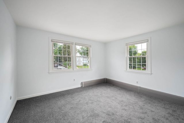 99 E Broadway Apt 9, Derry, NH 03038