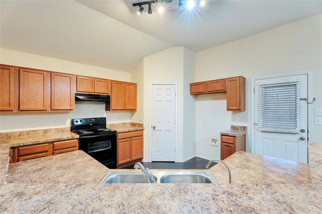 4816 Sapphire Lane, Granbury, TX 76049