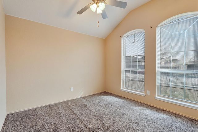 4816 Sapphire Lane, Granbury, TX 76049