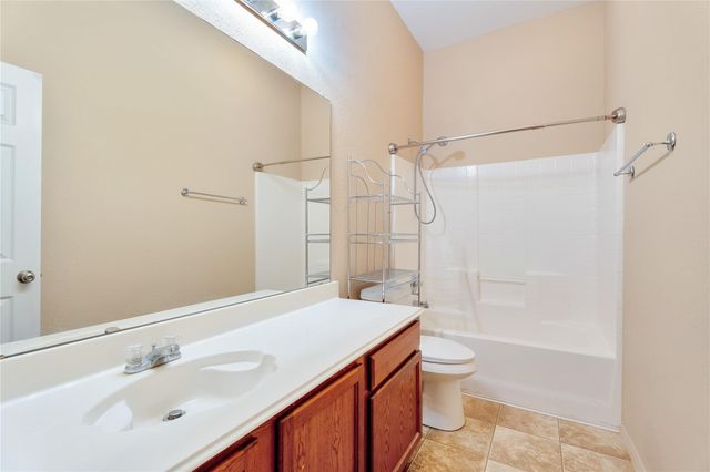 4816 Sapphire Lane, Granbury, TX 76049