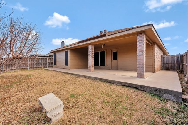 4816 Sapphire Lane, Granbury, TX 76049