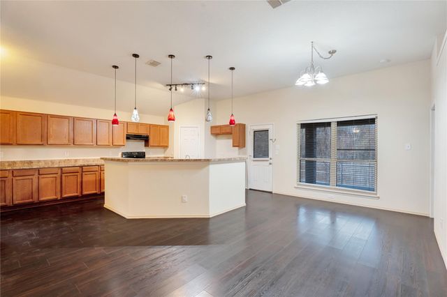 4816 Sapphire Lane, Granbury, TX 76049