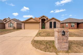 4816 Sapphire Lane, Granbury, TX 76049
