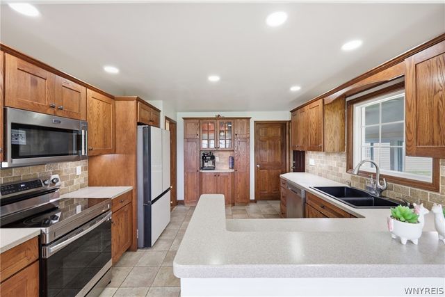 777 Alt Boulevard, Grand Island, NY 14072